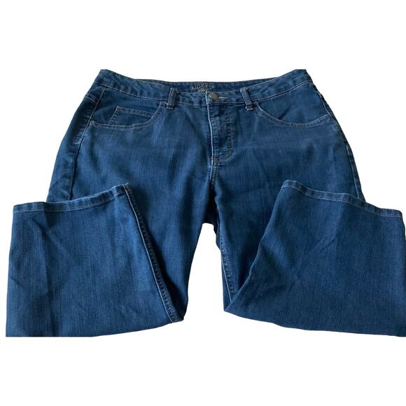 RIDERS BY LEE HIGH RISE CAPRI BLUE JEANS, WOMENS, M, DENIM BLUE BUTTON/ZIP CLOSE - Picture 2 of 11